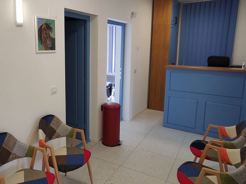 Sala de așteptare Clinica Visalia